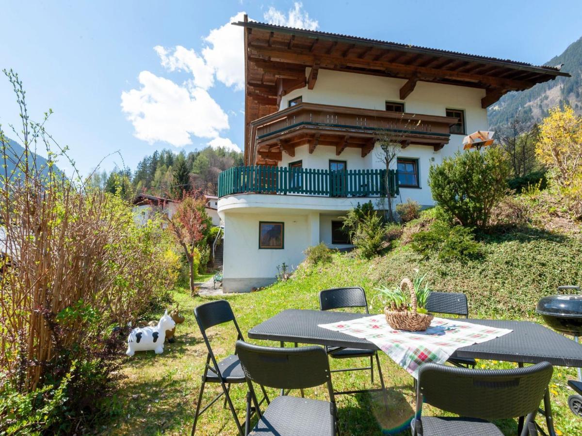 Apartment Between Mayrhofen And Finkenberg Kültér fotó