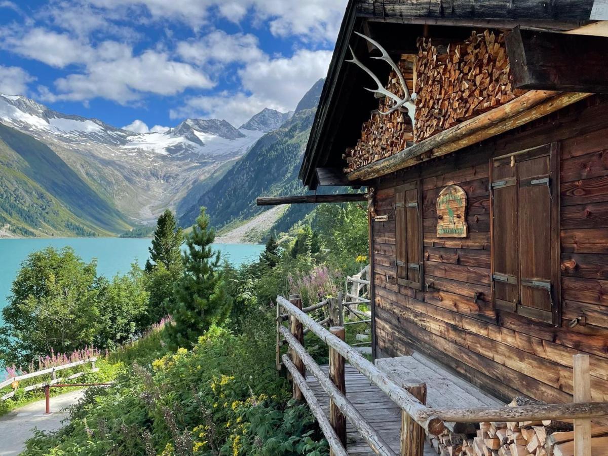 Apartment Between Mayrhofen And Finkenberg Kültér fotó