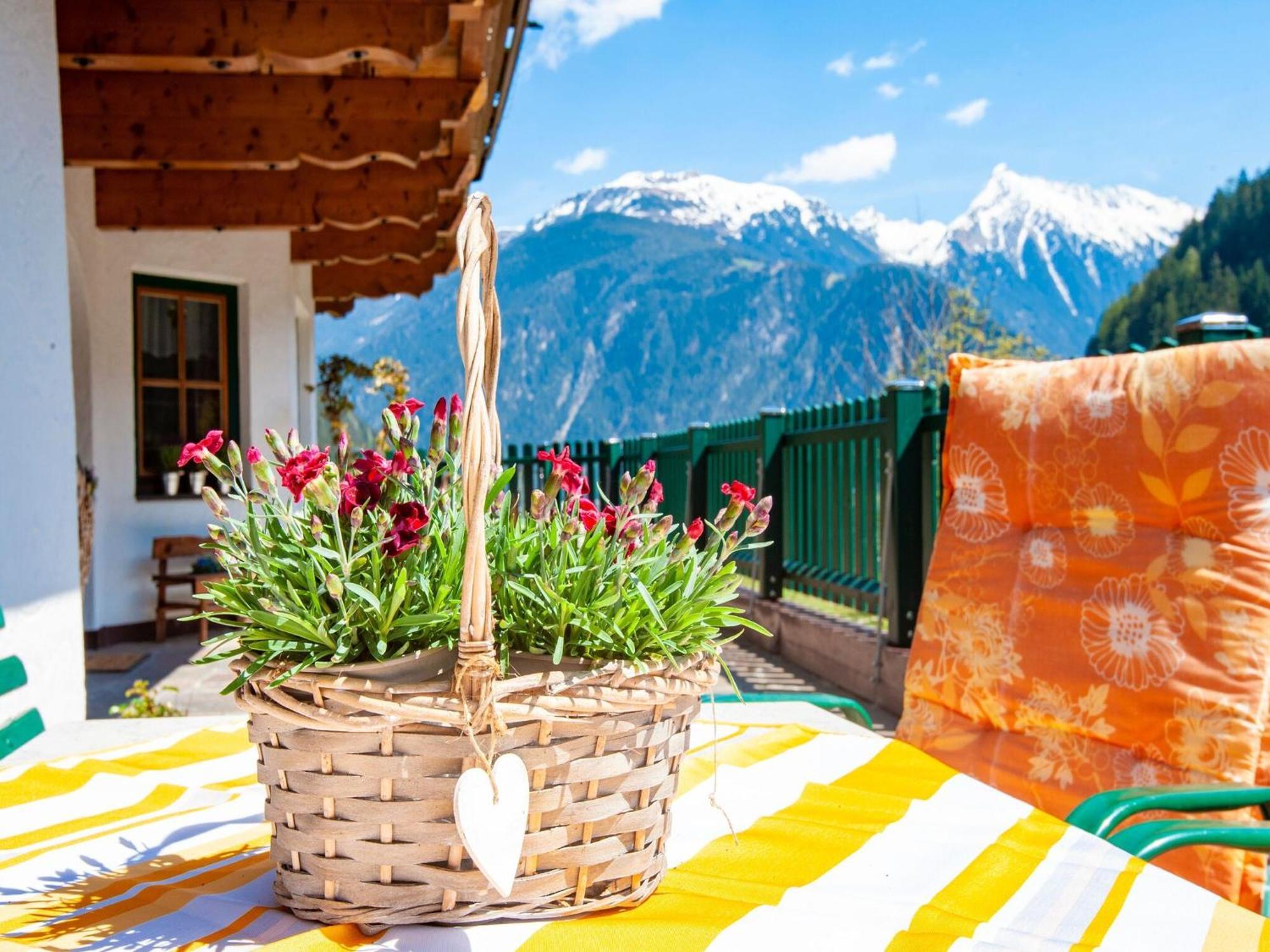 Apartment Between Mayrhofen And Finkenberg Kültér fotó
